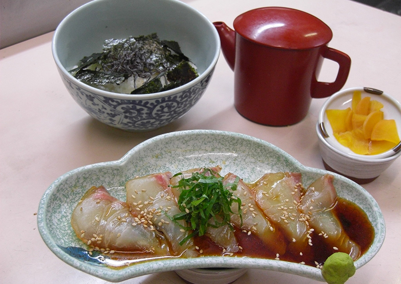 (3F)EbishimaRed sea bream chazuke (cooked rice with green tea poured on it)